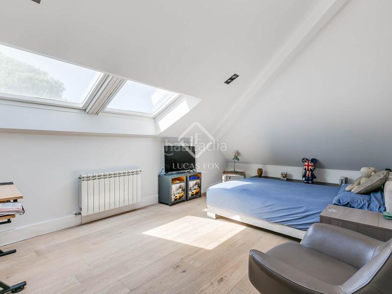 Foto 9b33749c-5256-4626-a9ac-e8638c9bd141. Xalet amb calefacció piscina a urbanización La Moraleja La Moraleja