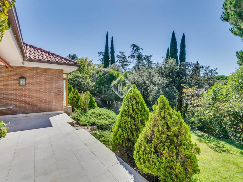 Foto a1d7c9e9-466b-404b-9b0e-154620008059. Xalet amb calefacció piscina a urbanización La Moraleja La Moraleja