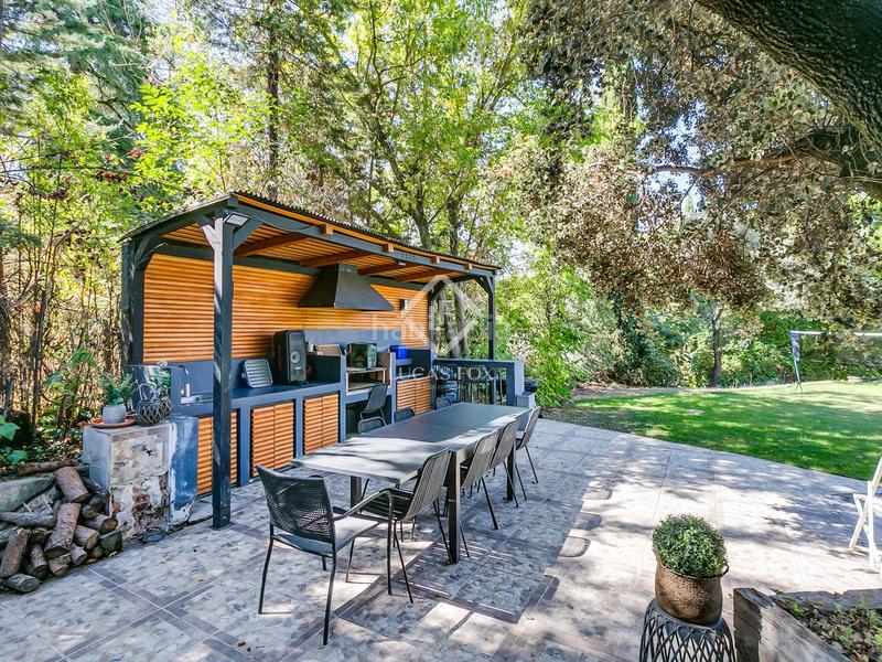 Foto ba3a236e-2e02-4ef4-b53f-3a5ebaa41f0d. Xalet amb calefacció piscina a urbanización La Moraleja La Moraleja