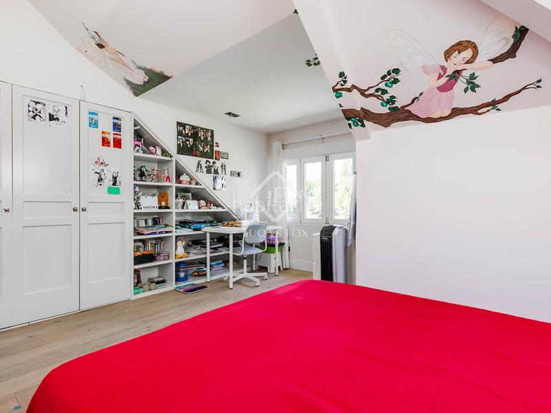 Foto dac1b179-d7c1-4131-9fd4-57f72a2428ee. Xalet amb calefacció piscina a urbanización La Moraleja La Moraleja