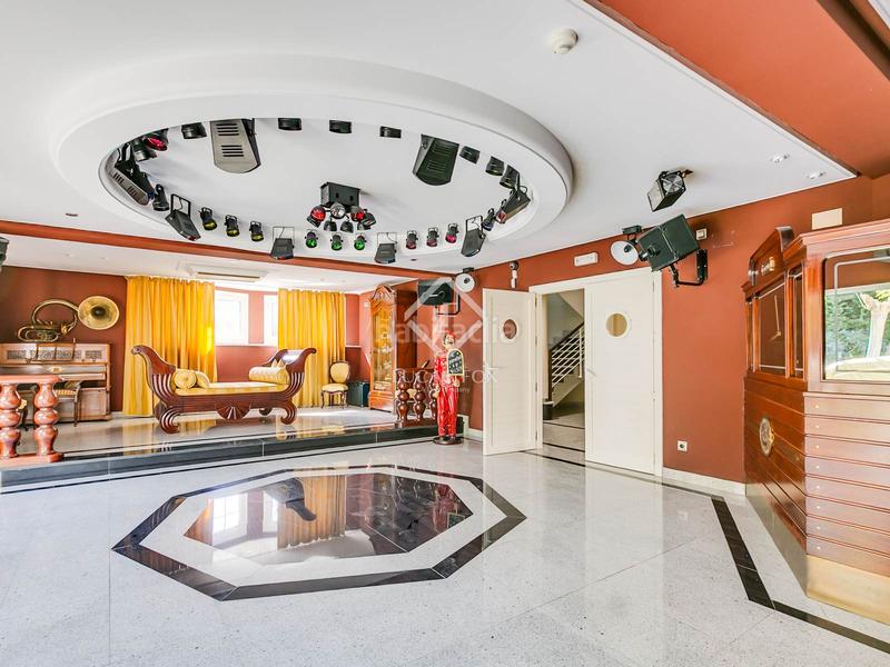 Foto 60cf70d2-d63b-4f15-afed-852104353a49. Chalet mit heizung pool in Santo Domingo