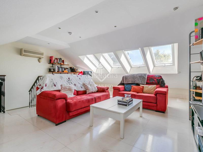 Foto 21841eb7-5469-4720-a8bb-7781f0a03c7a. Chalet avec chauffage parking piscine dans el soto de La Moraleja La Moraleja