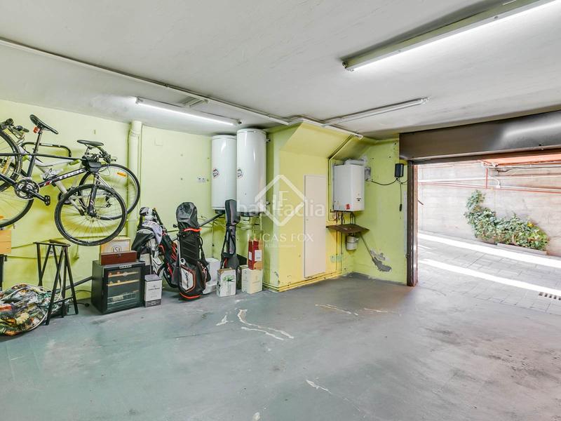 Foto 27b99dbe-8546-4f45-9770-2ddfa2dc2186. Chalet avec chauffage parking piscine dans el soto de La Moraleja La Moraleja