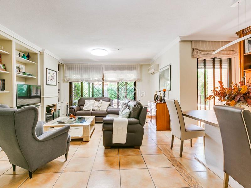 Foto 56062ade-d1bf-4153-8376-575218992c13. Chalet avec chauffage parking piscine dans el soto de La Moraleja La Moraleja