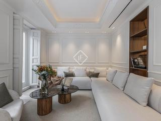 Appartement à Almagro. Fabuloso piso reformado y amueblado de 3 dormitorios en venta en