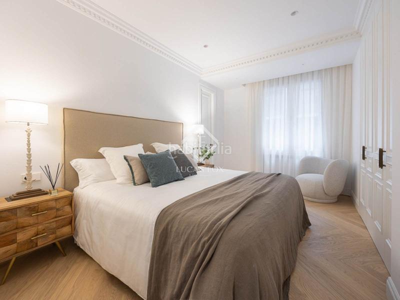 Foto 37c7e696-d5ad-4d74-957b-e2cdade195f2. Pis amb calefacció a Castellana Madrid