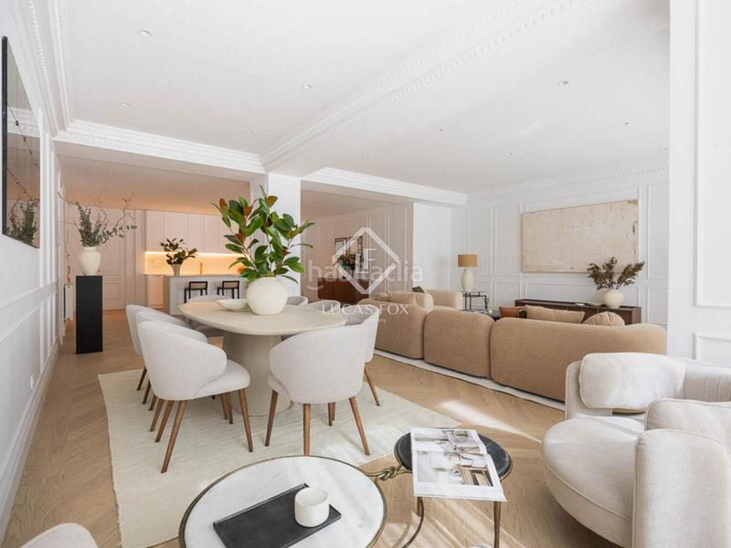 Foto f61c730f-d1a9-4254-bc94-014fab5d67a2. Pis amb calefacció a Castellana Madrid