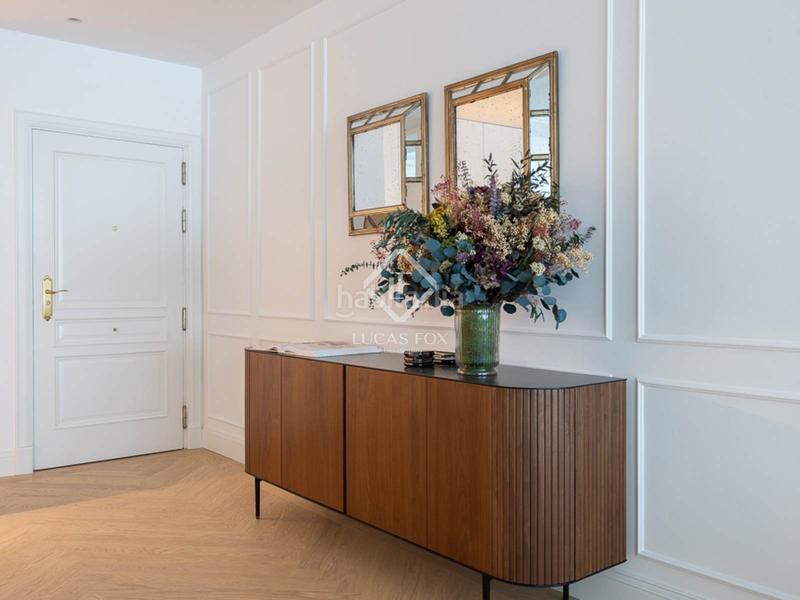 Foto ffbbdb1d-d1a7-42db-9b50-a1c8bc1de641. Pis amb calefacció a Castellana Madrid