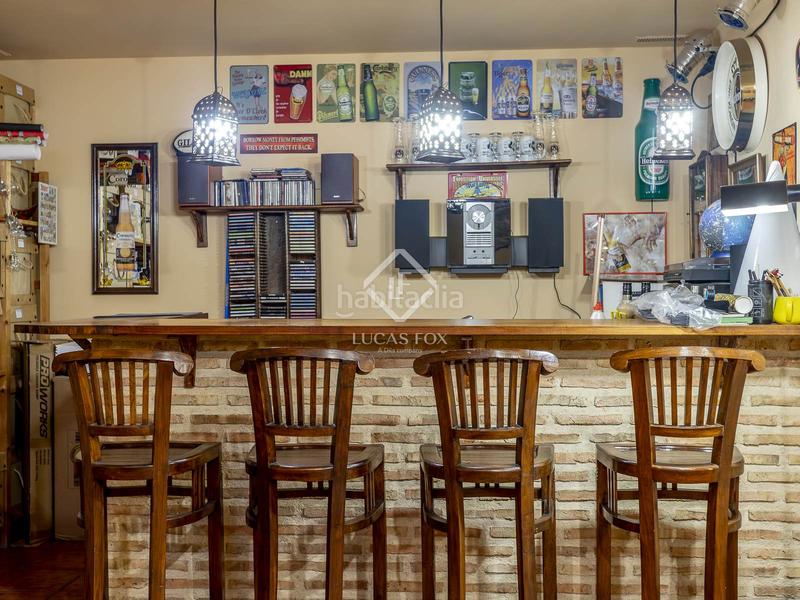 Foto 6a12f998-2fac-4da0-9158-45eb78162792. Chalet con riscaldamento parcheggio piscina in Palomas Madrid