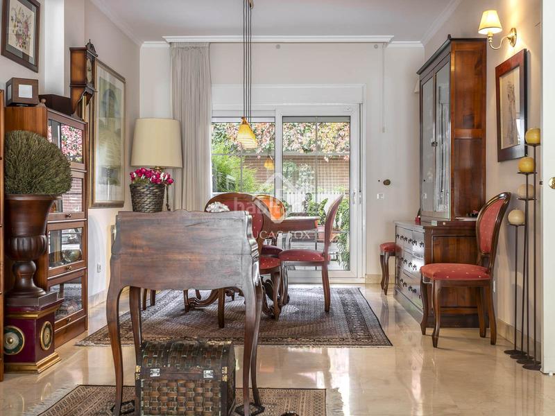 Foto baee411d-8deb-4e53-b516-c4413df55d61. Chalet con riscaldamento parcheggio piscina in Palomas Madrid