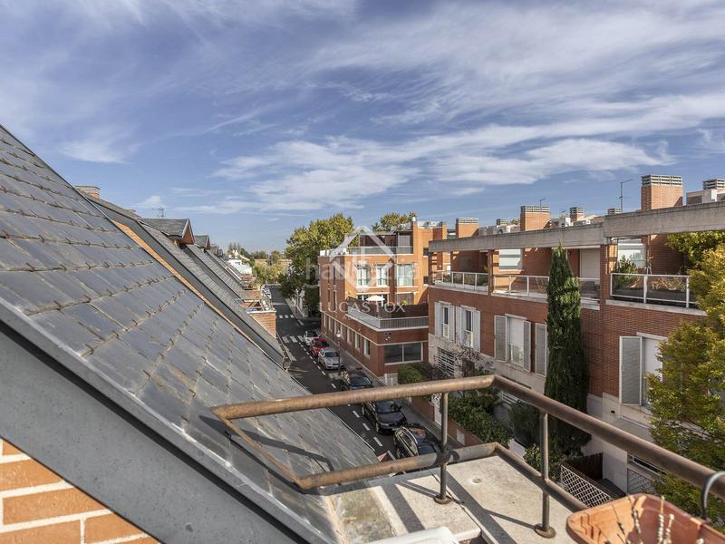 Foto dba09f57-15c4-4051-9780-25d3d7af5a5f. Chalet con riscaldamento parcheggio piscina in Palomas Madrid