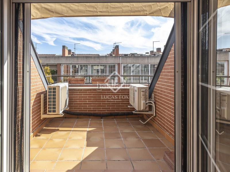 Foto e6e55a3a-8dfb-4b3e-a792-b2b025e0eef0. Chalet con riscaldamento parcheggio piscina in Palomas Madrid