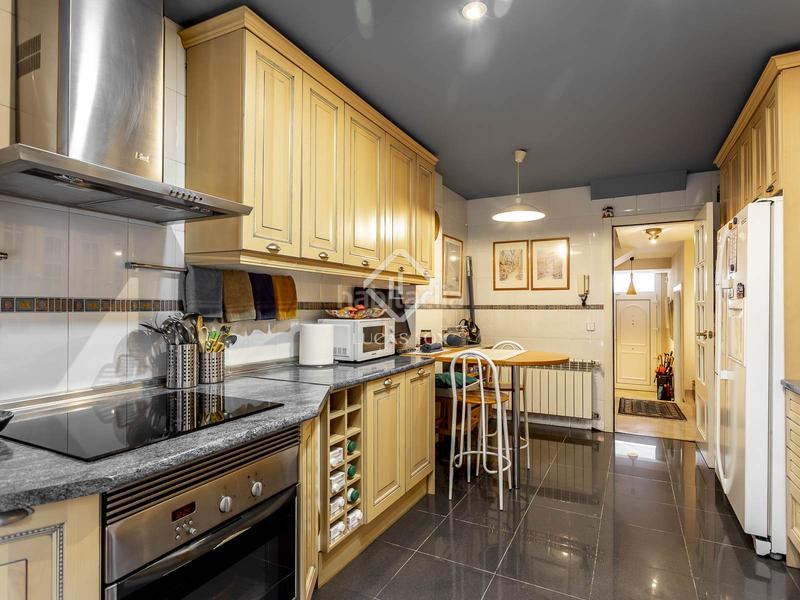 Foto f208ed08-8cbf-4caf-8d00-1e792aeb9f6a. Chalet con riscaldamento parcheggio piscina in Palomas Madrid