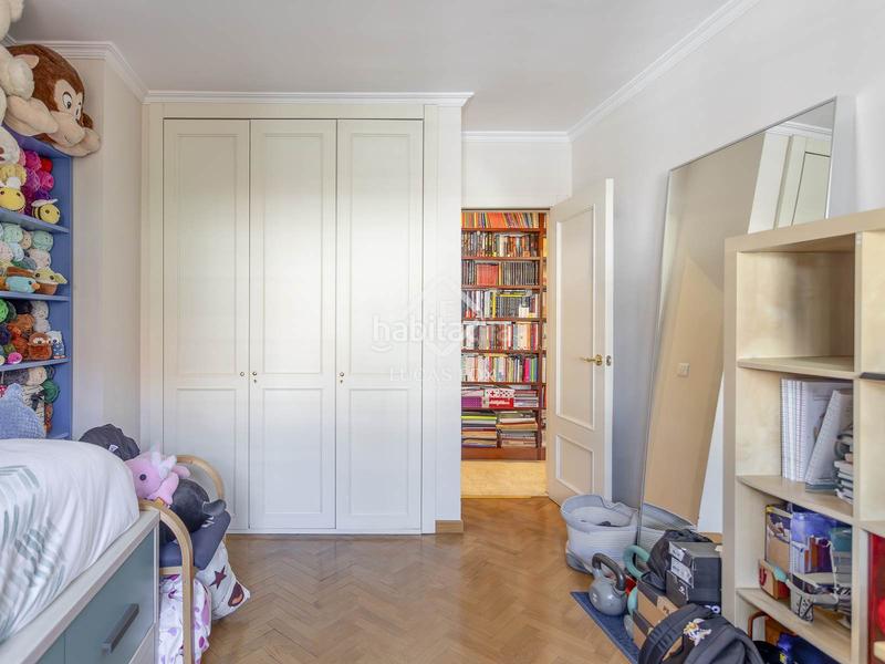 Foto f9d7ae8c-fcb1-4b60-b242-0713c9fe2012. Chalet con riscaldamento parcheggio piscina in Palomas Madrid