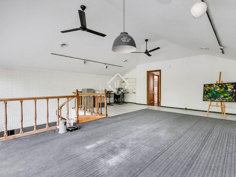 Foto 355459da-3f48-430a-92cb-8b234b81e41a. Xalet amb piscina a urbanización La Moraleja La Moraleja