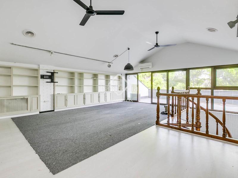 Foto ce8744d4-b8f5-4808-be0f-d36d1cee5f50. Xalet amb piscina a urbanización La Moraleja La Moraleja