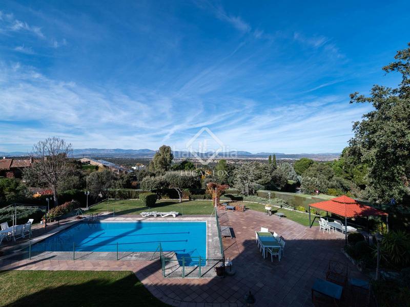 Foto 95f191fe-5776-4e8d-92a8-11272c6e07b2. Chalet avec chauffage parking piscine dans Ciudalcampo