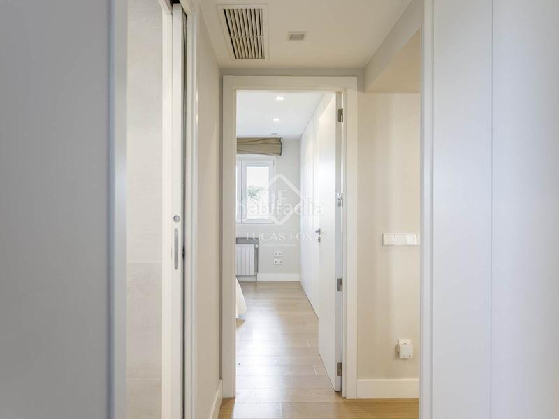 Foto 0ca29963-c4ff-4599-9a23-c9882053c3f0. Rent flat with heating parking in Hispanoamérica-Bernabéu Madrid