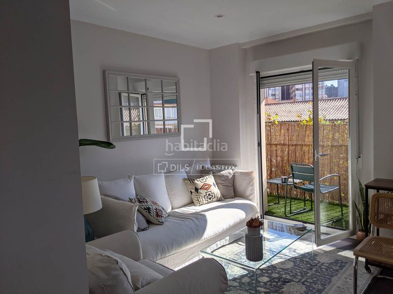 Foto 3b6adaf2-e72a-4b9a-86bb-abafccb10a71. Pis amb calefacció a Castillejos-Cuzco Madrid