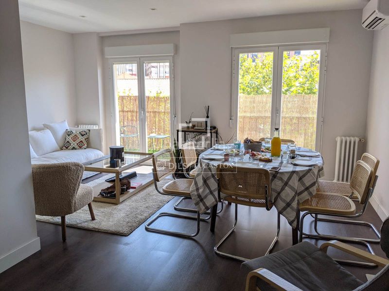 Foto 43d99d95-fbe4-44b2-901f-351305ba3f3e. Pis amb calefacció a Castillejos-Cuzco Madrid