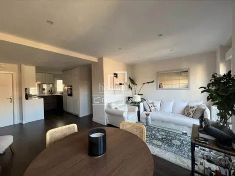 Foto d0f83ffb-df45-4bfc-9994-5a61bbb7abf9. Pis amb calefacció a Castillejos-Cuzco Madrid