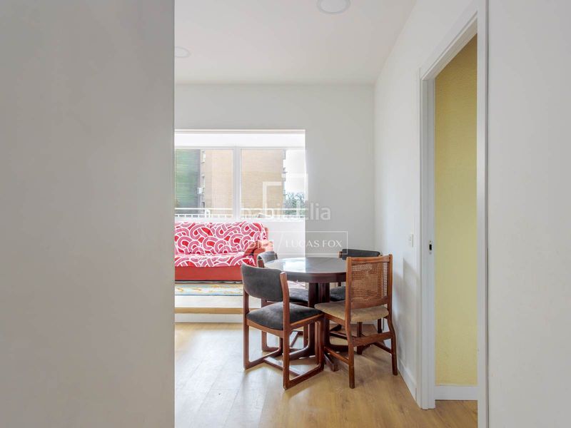 Ático luminoso con 2 dormitorios, terraza y excelentes vistas al retiro en venta en Jerónimos, en Madrid - Imagen 16