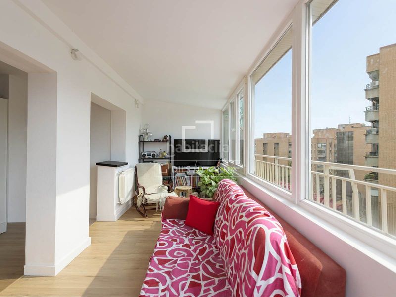 Ático luminoso con 2 dormitorios, terraza y excelentes vistas al retiro en venta en Jerónimos, en Madrid - Imagen 9