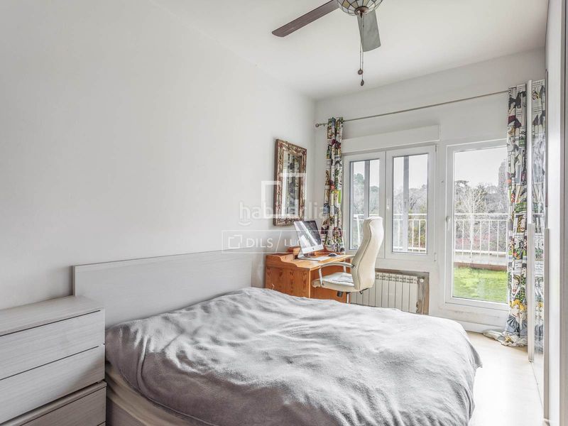 Ático luminoso con 2 dormitorios, terraza y excelentes vistas al retiro en venta en Jerónimos, en Madrid - Imagen 19