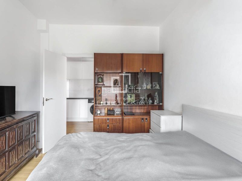 Ático luminoso con 2 dormitorios, terraza y excelentes vistas al retiro en venta en Jerónimos, en Madrid - Imagen 20