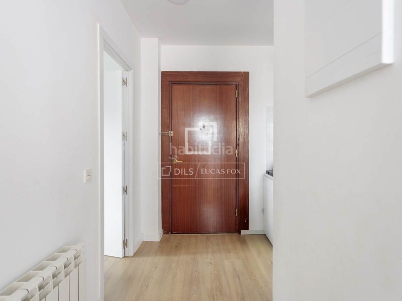 Ático luminoso con 2 dormitorios, terraza y excelentes vistas al retiro en venta en Jerónimos, en Madrid - Imagen 26