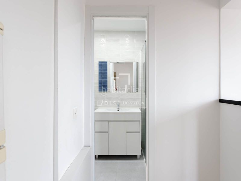 Ático luminoso con vistas al retiro en Jerónimos Madrid - Imagen 27