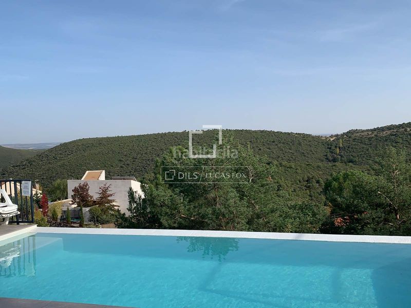 Foto 273c5966-159e-4b2c-83a3-d0f07d5a4c87. Xalet amb calefacció piscina a Torremocha de Jarama