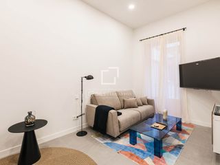 Miete Etagenwohnung in Embajadores-Lavapiés. Piso en excelentes condiciones de 2 dormitorios en alquiler en l