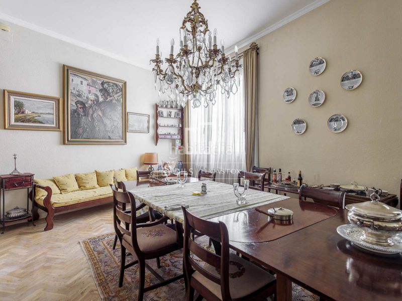 Foto 3b9605a7-49df-4706-bbda-f966a43d881f. Pis amb calefacció aparcament a Justicia-Chueca Madrid