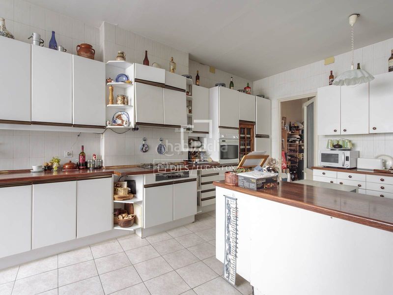 Foto 6e6c23bb-5db3-40dc-b309-25e4036f97a8. Pis amb calefacció aparcament a Justicia-Chueca Madrid