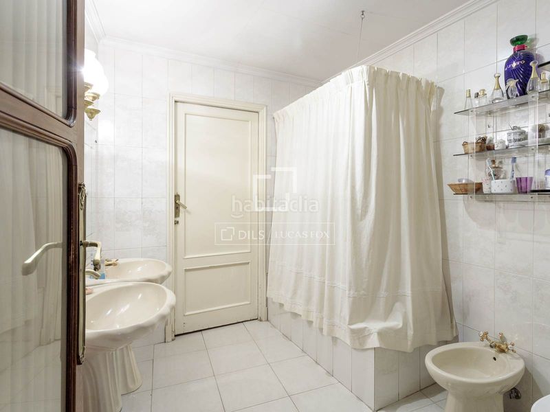 Foto 70b6112e-deb6-477c-81af-d35fc2a8ba08. Pis amb calefacció aparcament a Justicia-Chueca Madrid