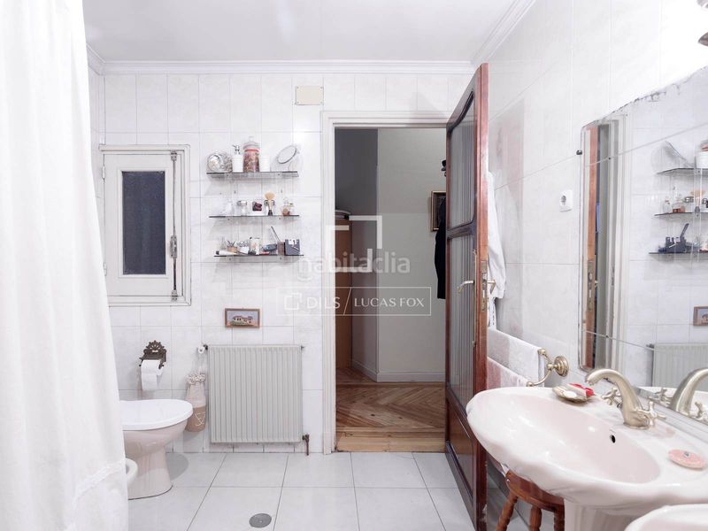 Foto 9126826a-3e4b-44db-b3b7-3da03a02e5ce. Pis amb calefacció aparcament a Justicia-Chueca Madrid