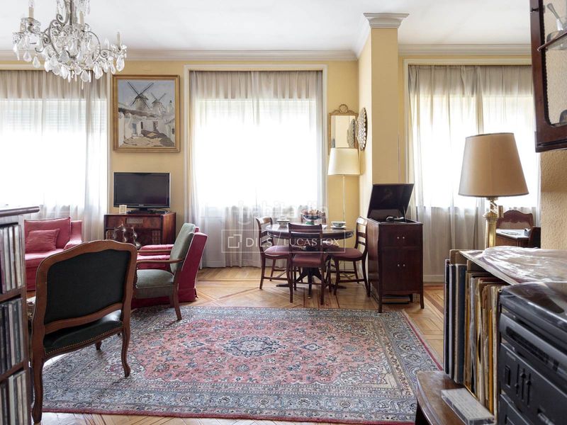 Foto a8ae99a8-1fe3-48bb-bf02-93655a0434f2. Pis amb calefacció aparcament a Justicia-Chueca Madrid