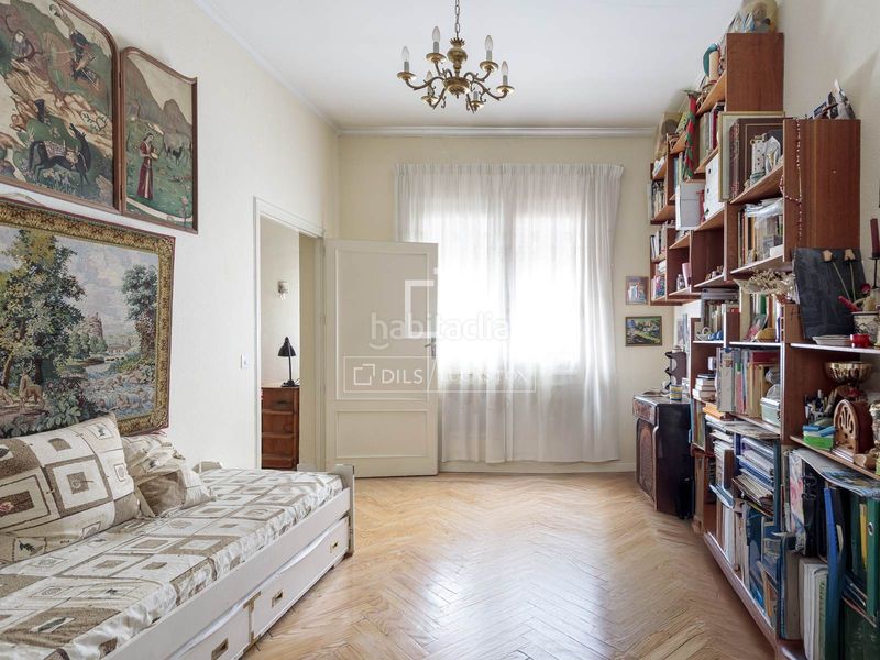 Foto f00d691e-0855-4eca-8a55-f4e0dcea53ab. Pis amb calefacció aparcament a Justicia-Chueca Madrid