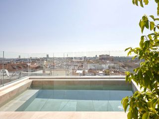 Miete Dachwohnung in Cortes-Huertas. Ático en excelentes condiciones de 3 dormitorios en alquiler en