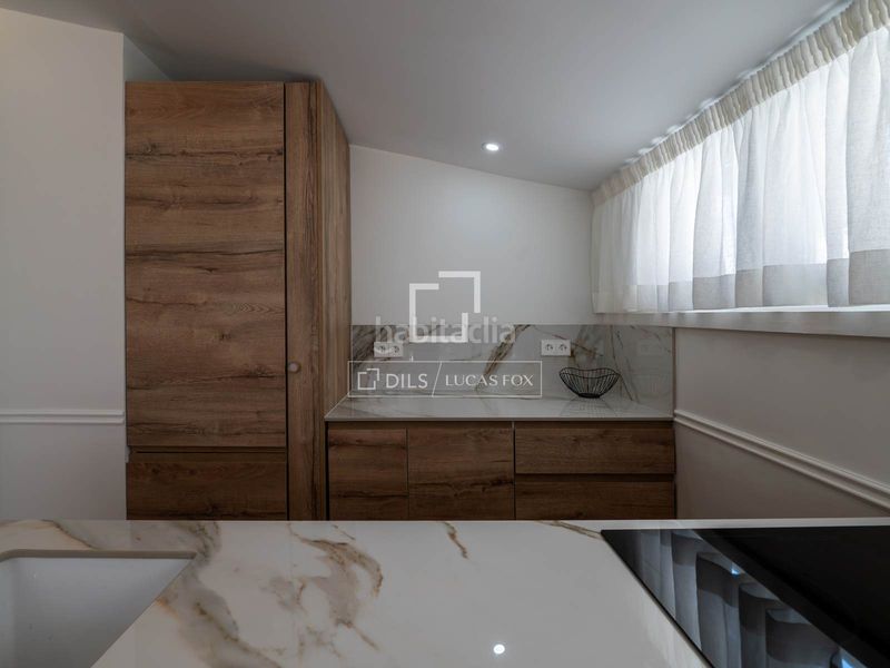 Foto b1b97178-6ce6-4aca-ac9f-7be547c7c4b0. Àtic amb calefacció a Trafalgar Madrid