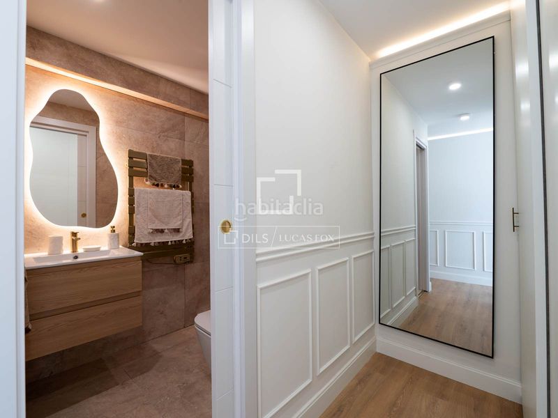 Foto e2a1babc-bdf0-4a03-b722-f34ee097213f. Àtic amb calefacció a Trafalgar Madrid