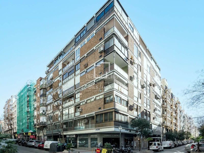 Foto f933b0e0-f602-4bc0-9977-7d05e6ae4036. Flat with heating in Lista Madrid