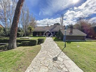 Chalet en Ciudalcampo. Fantstica vivienda de 4 dormitorios en venta en ciudalcampo