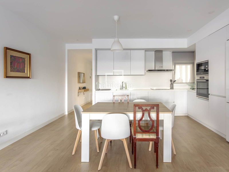 Foto b4db0bd4-bf25-4397-81cf-c1ddb9083a70. Rent flat in Cuatro Caminos - Azca Madrid