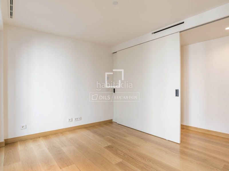 Foto 794f8ce6-e74e-43cb-9ffc-01fb690ec5f7. Pis amb aparcament piscina a Almagro Madrid