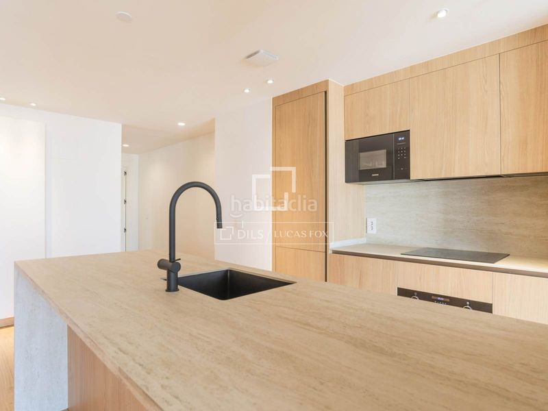 Foto f0b1b6ea-9967-4938-a8fa-f623ae99b263. Pis amb aparcament piscina a Almagro Madrid