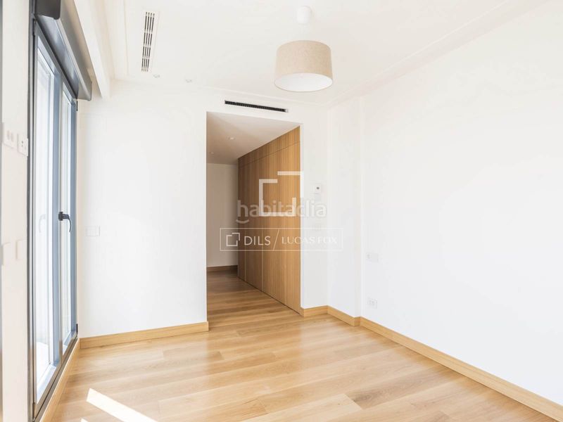 Foto f3181727-27e2-4ce8-96a5-3929d08f38a9. Pis amb aparcament piscina a Almagro Madrid