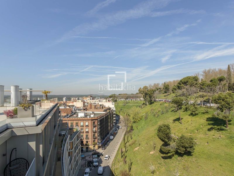 Foto 127251d4-52f9-4797-abcd-58e5ba733d63. Lloguer àtic amb calefacció aparcament a Argüelles Madrid