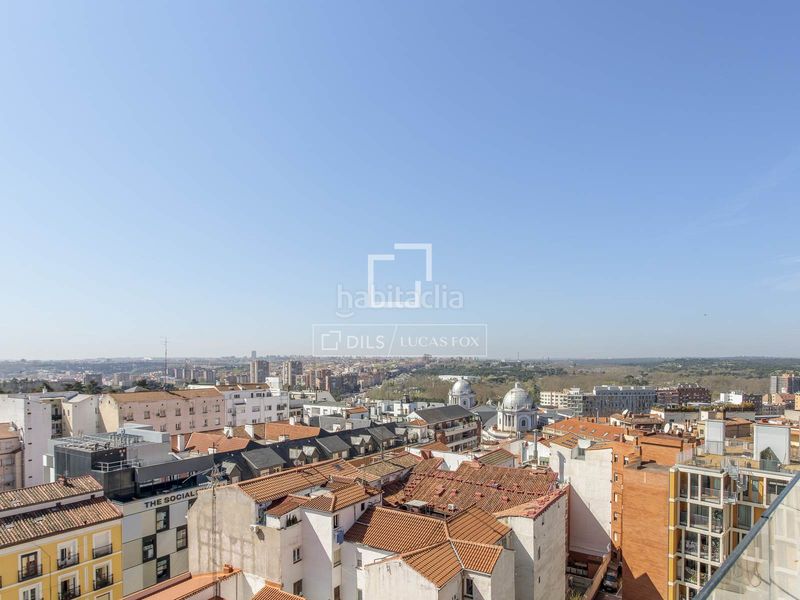 Foto bcf180d3-7b68-46ef-b414-1cff7c087b8c. Lloguer àtic amb calefacció aparcament a Argüelles Madrid